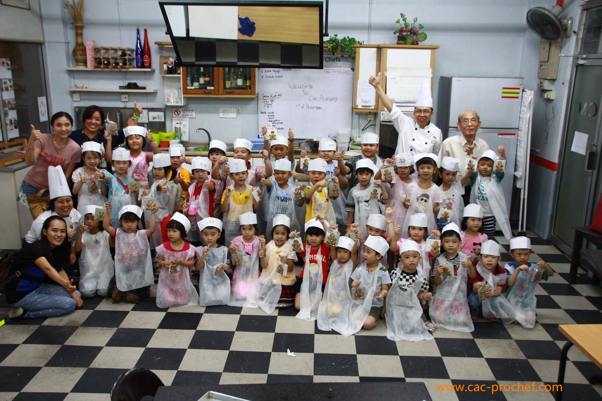 Life @CAC activity — lp6.jpg (official site gallery)